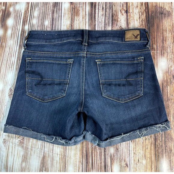 American Eagle SUPER STRETCH Size 2 Low Rise Jean Denim Cut Off Shorts 28x4.5 - Picture 3 of 10